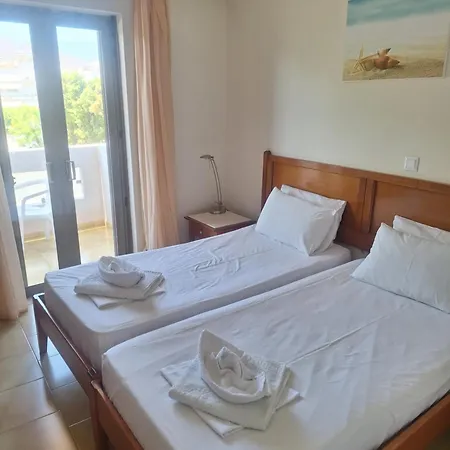 Captain Yiannis & Apart-hotel Cós