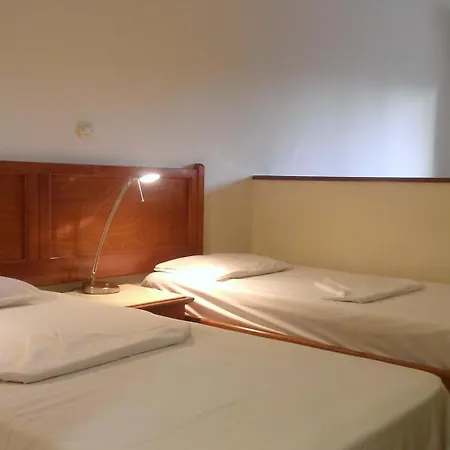 Captain Yiannis Studios & 3*