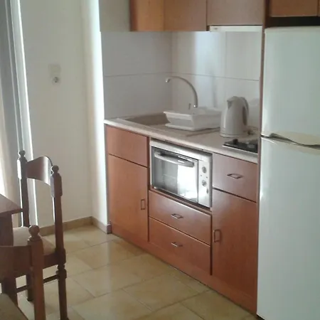 Captain Yiannis Studios & Kos